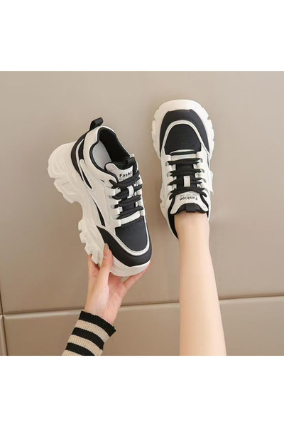 dorbe Women's Black Chunky Sneakers
