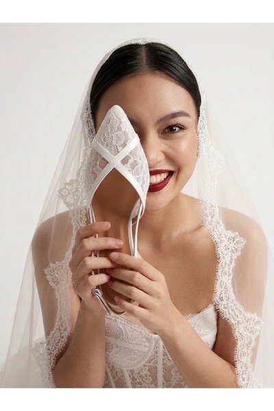 Kadın Beyaz Dantel Detaylı Biyeli Kadeh Topuklu Gelin Ayakkabısı - 9.5 cm Ökçe Slingback Stiletto