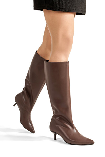PELLEVA Women's Low Heel Pointed Toe Flat Boots