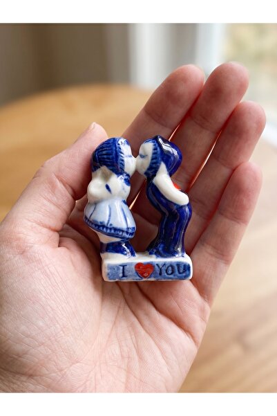 HEDİYELİKS Vintage Hollanda Temalı Porselen Öpüşen Çift Biblosu - "I Love You...