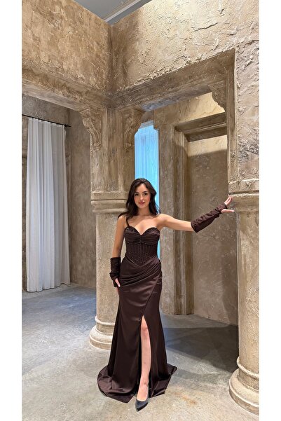 ayşenur Dinçer butik Gronland Eldivenli Abiye Kahverengi