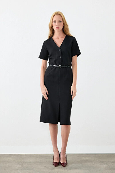 Gusto V-Neck Belted Midi Dress - Black