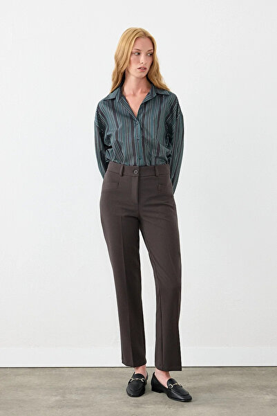 Gusto Pocket Detailed Cigarette Pants - Brown