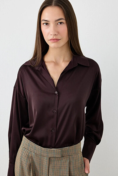 Gusto Silky Satin Relaxed Fit Shirt - Brown