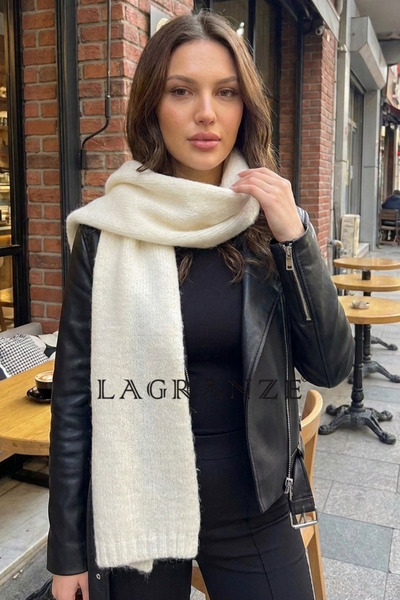 LAGRANZE Soft Textured Thick Knitted Long Knitwear Women's Scarf