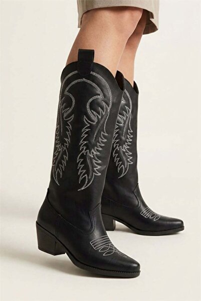 Difolia Women's Jasire Black Embroidered Western Cowboy Boots