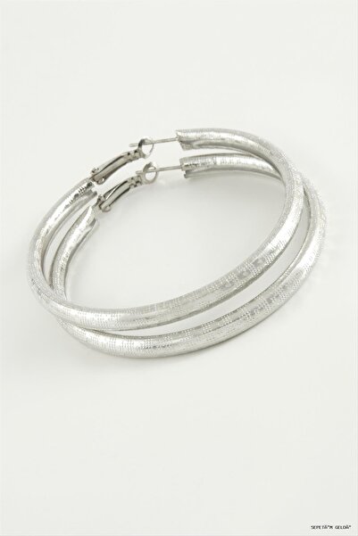ZERO LAND Spt-Gld Dotted Tube Hoop Earrings 4 cm (03343) Silver Color
