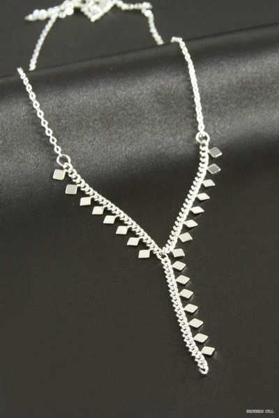ZERO LAND Zngzrmll Baklava Shaped Y Necklace (34306) Silver Color