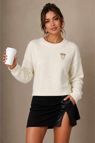 EGEMS TRİKO Women's Brooch Detailed Beard Embroidered Sweater