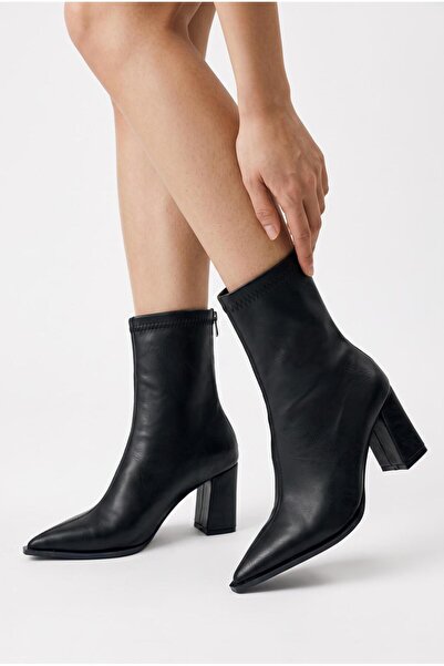 besoin shoes store Zippered Non-Slip Sole Thick Heeled Boots Black