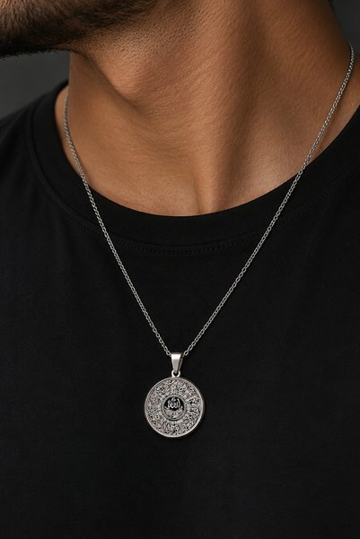 laria jewelry قلادة آية الكرسي من الفولاذ المقاوم للصدأ
