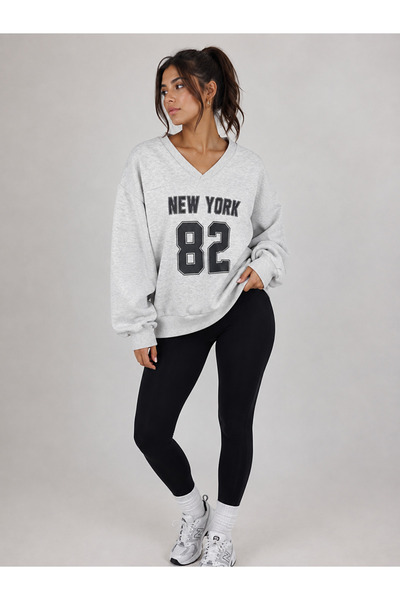 BEYUSİRA Oversize V Yaka New York 82 Baskılı Kadın Sweatshirt Casual Spor Uzu...