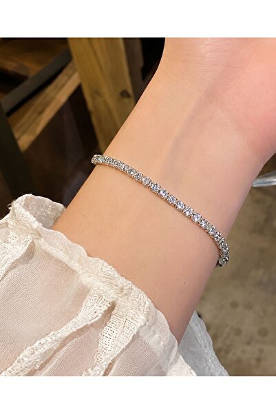 Mega Bazaar Elegant Single Bracelet with Zircon Stone