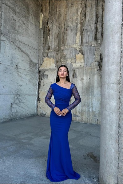 Euro Class Asymmetrical Collar Stone Detailed Maxi Evening Dress