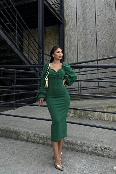 Euro Class Crepe Fabric Sweetheart Neckline Long Sleeve Evening Dress