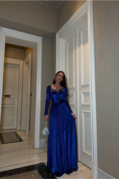 Euro Class Square Neck Belted Long Sleeve Evening Dress