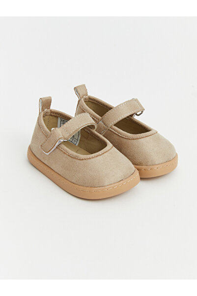 LC Waikiki Suede-look baby girl pre-walker shoes