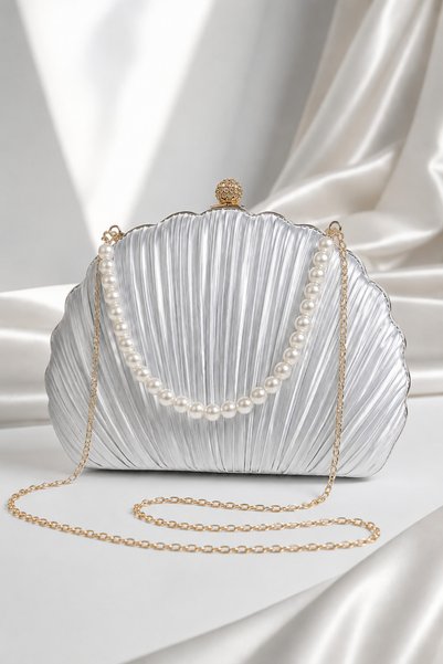 Famels Women's Oyster Evening Dress Bag Silver Satin Stoned Pleated/Pilseli Evening Dress Bag Handbag Wedding Engagement Pearl Handle