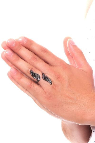 LABALABA Men's Anthracite Lacquer Coated Adjustable Angel Wing Ring