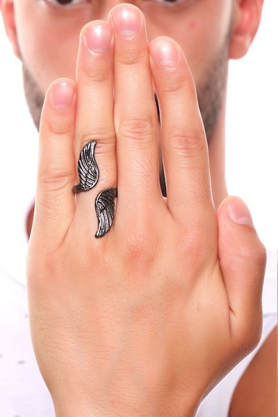 LABALABA Men's Anthracite Lacquer Coated Adjustable Angel Wing Ring