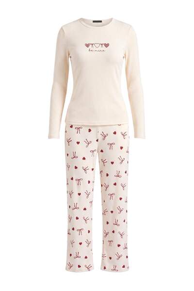Trendyol Collection Ecru-Multicolor Heart Waffle Knitted Pajama Set Thmaw27Pt...