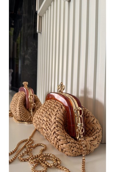 WOMANBAG Handmade Premium Acrylic Hand-Crafted Shoulder Bag Clutch (30X19Cm)Brown