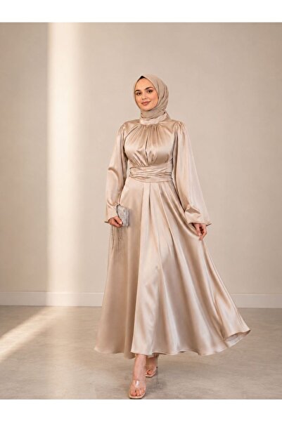 STYLE NİŞANTAŞI KREM Tesettür Saten Abiye Elbise Kemerli Uzun