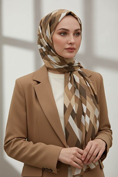 Vissona KREP GEOMETRİK DESENLİ HARDAL RENKLİ 75X195 KIRIŞMAZ ŞAL