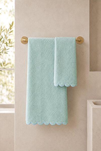 Ellia Soft Set de prosoape brodate ondulate Lavinya 100% bumbac - 50x90 și 70...