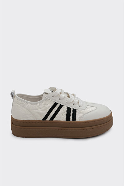 derinet Bağcıklı Comfort Taban Kadın Sneaker