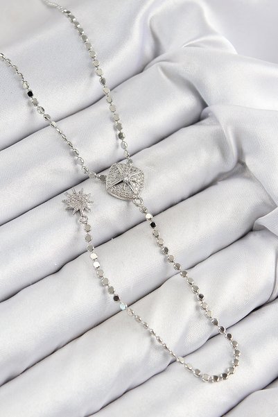 Inure Jewelry قلادة من النحاس والزركون وحجر الزركون موديل G Y باللون الفضي