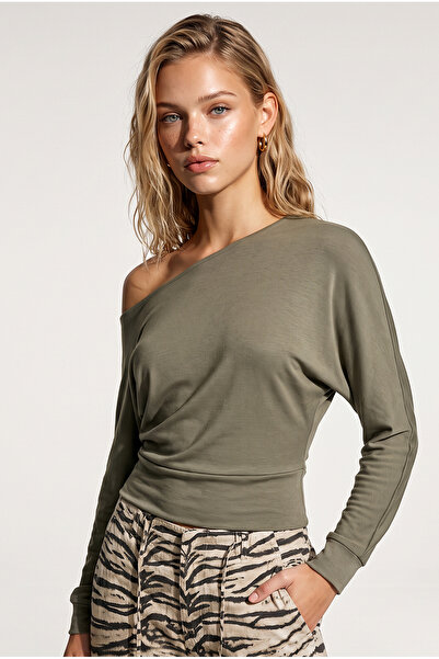 Lovelyİstanbul Open Shoulder Soft Modal Blouse Lby0017 Olive Green