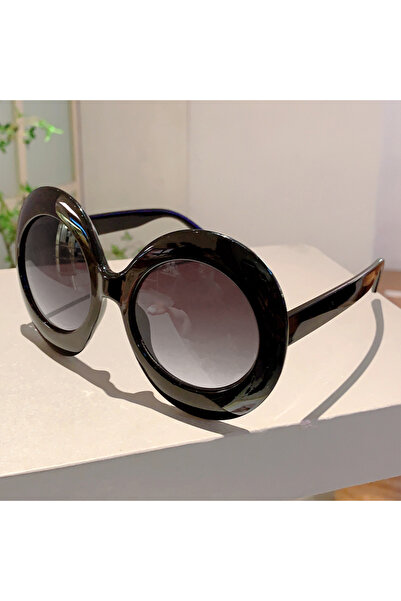 Choice as picture shows black-gradient grey KAMMPT Oversized Round Sun Glasse...