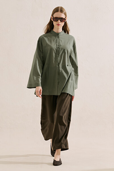 Manuka Buttoned Shirt with Pile Fold Detail Green