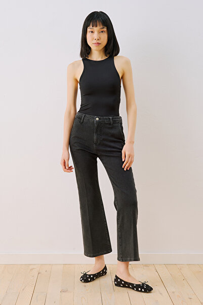 Manuka Mid-waist flare leg jeans black