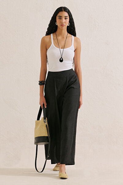 Manuka Linen Pants with Envelope Closure Black