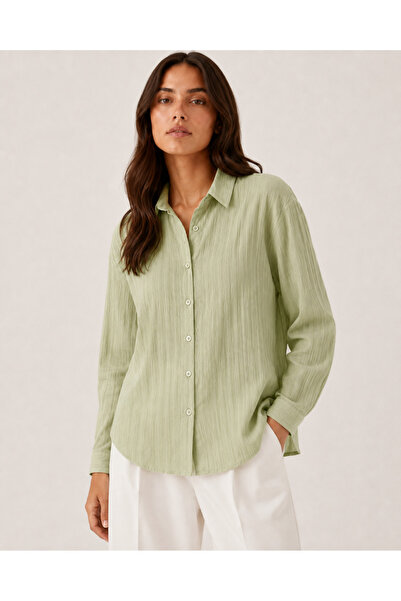 Nuevo Women's Pistachio Green Textured Fabric with Buttons on the Front, Slig...