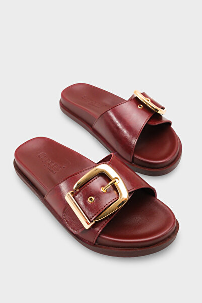 Capone Outfitters Cybelle Flat Heeled Single Strap Metal Buckle Women's Slippers