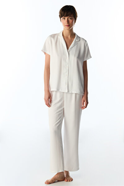 Penti Off-White Sophia Satin Striped Short Sleeve Shirt Pants Pajama Set