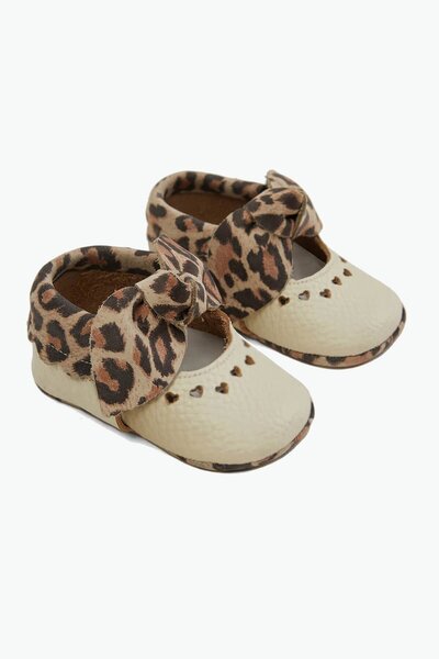 Deriza Lily Genuine Leather Baby Girl Moccasins with Leopard Heart