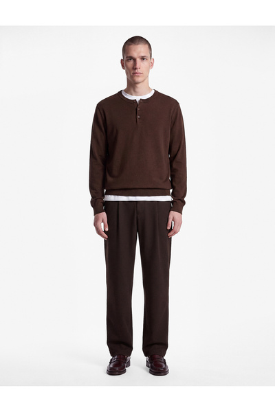 Koton Regular Fit Pocketed Viscose Blended Pleated Fabric Trousers