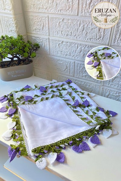 Cenk Handmade Written Strawberry Embroidered Scarf Cheesecloth Gift Dowry Box