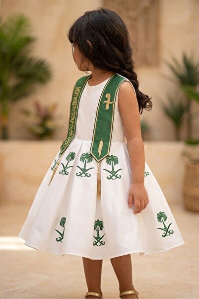 LUXURY Saudi National Day Girls' Dress Designed in a Way That Represents Saud...