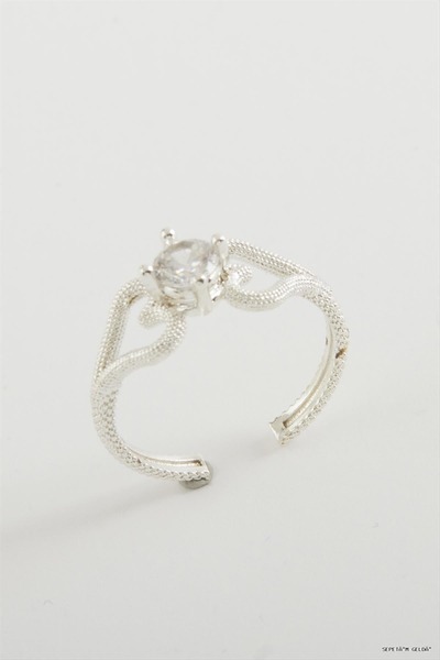 ZERO LAND Spt-Gld Heart Single Stone Ring (52807) Silver Color