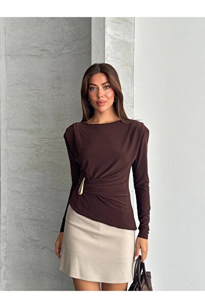 Butik Beyza Metal Accessory Padded Blouse