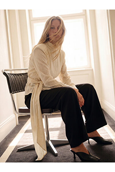 LC Waikiki I Dik Roba Collared Gathered Belted Blouse from Freezen Store