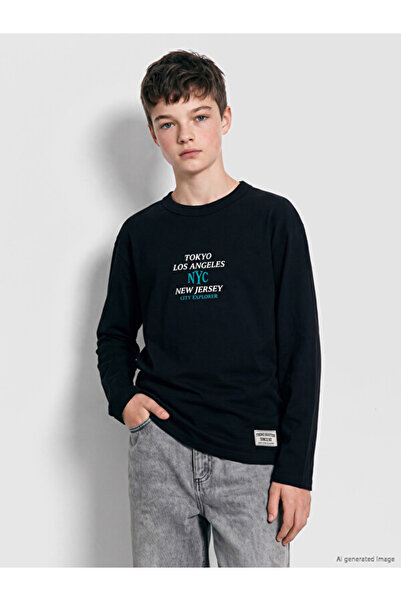LC Waikiki Esvab • Modern & Distinctive Zero Roba Collar Printed Boys' T-Shirt