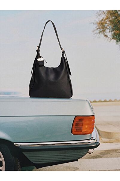 LC Waikiki Esvab • Modern & Distinctive Leather-Look Women's Shoulder Bag