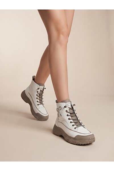 MERVESTORE Kadın Fiyonk Taş Detaylı Kalın Tırtıklı Taban Sneaker Bot İçten Fe...