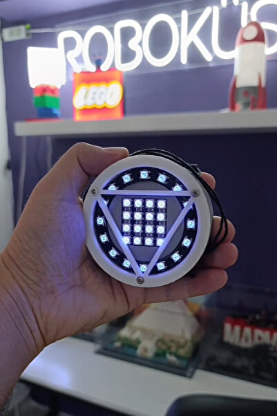 ROBOKÜS Işıklı Arc Reaktörü Kolyesi